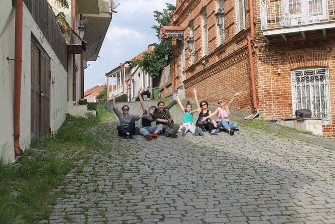3-day Sightseeing tour by Visit-geo - Meeting at 10:00 and Riding Like a Local (Not a Tourist)