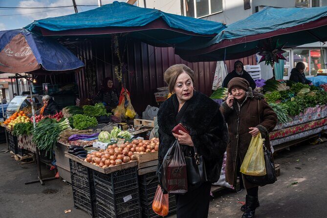 Half-Day Food Tour of Tbilisi Dezerter's Bazaar - Lunch after the market: relaxing with real local food