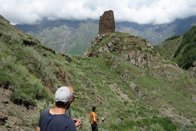 Military Road Marvels: Ananuri, Kazbegi & Khinkali Masterclass - Guides and drivers: the difference between seeing places and understanding them
