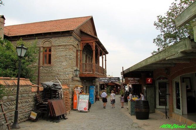 Mtskheta, Jvari, gori, uflistsikhe, history and panorama (Private tours) - Uplistsikhe Cave City: Pagan Past, Stone Labyrinths, and Kura Valley Views