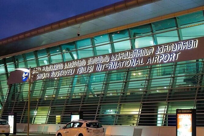 Private airport - city transfer Tbilisi - What the driver can help with on the way (money, SIM, food)