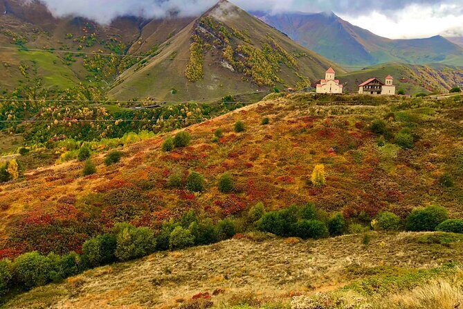 Private Kazbegi and Gudauri Mountain Tour - Gudauri Friendship Monument: Soviet-Era Geometry and Big Mountain Air