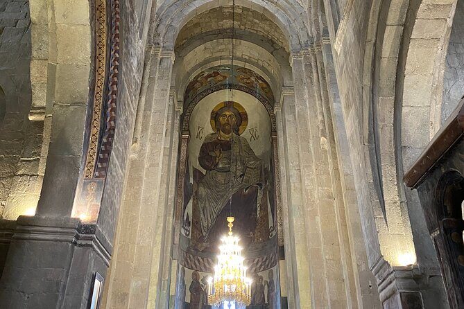 Private Walking Tour in Tbilisi and Mtskheta Old Town - Metekhi Cathedral: River-Bank Views and a 5th-Century Legacy