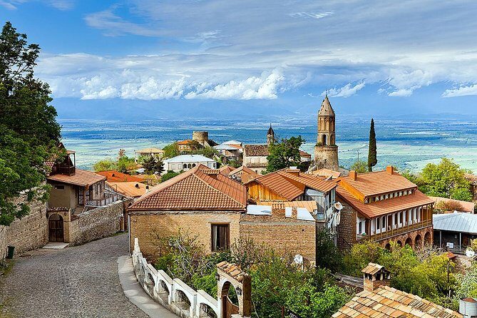 Sighnaghi city of love Private tour with Wine tasting - Sighnaghi’s Fortress Views: Kakheti’s “Love City” in a Single Stop