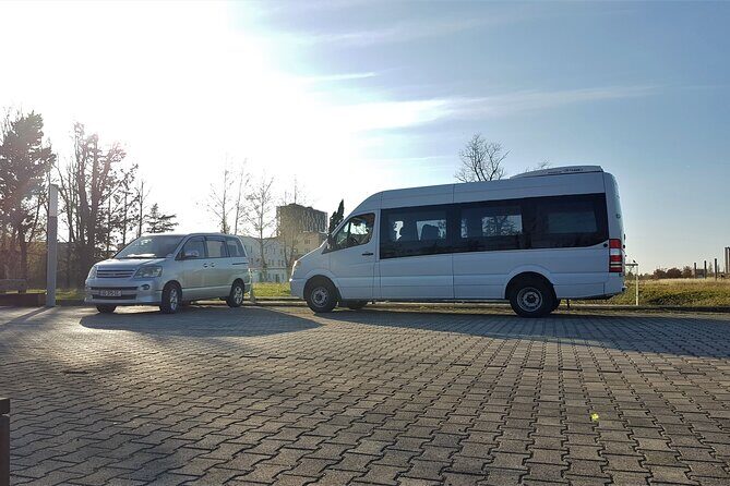 Tbilisi-Kazbegi Shared Transfer - Weather, minimum travelers, and why mountain timing matters