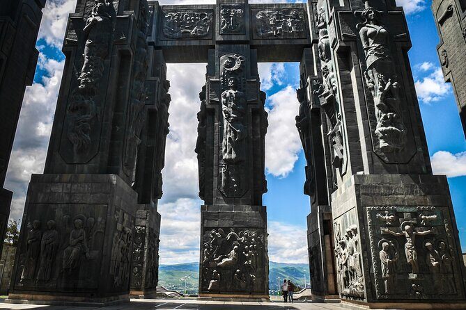 Tbilisi Lakes and Sightseeing tour - Gardenia Shevardnadze and Vake Park: parks with a story