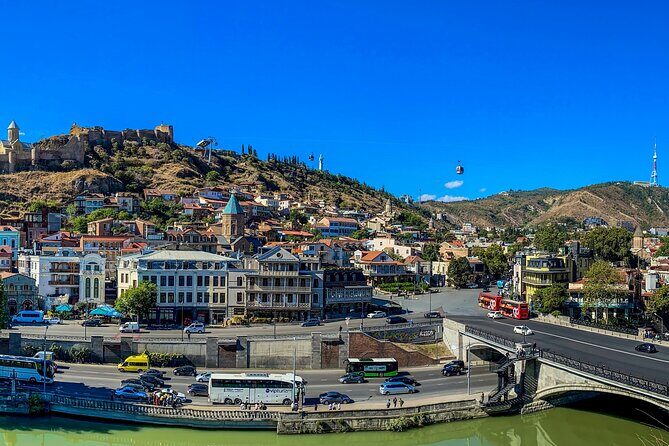 Tbilisi Walking Tour Including Cable Car and Traditional Bakery - Metekhi Cathedral and Vakhtang Gorgasali: cliff churches and origin myths