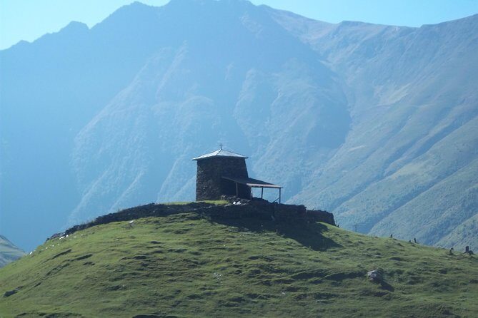 Trekking Tour from Tusheti to Khevsureti via Atsunta Pass - Days 2–3 Through Tusheti: Dartlo, Kvavlo, Girevi, and River Gorge Walking