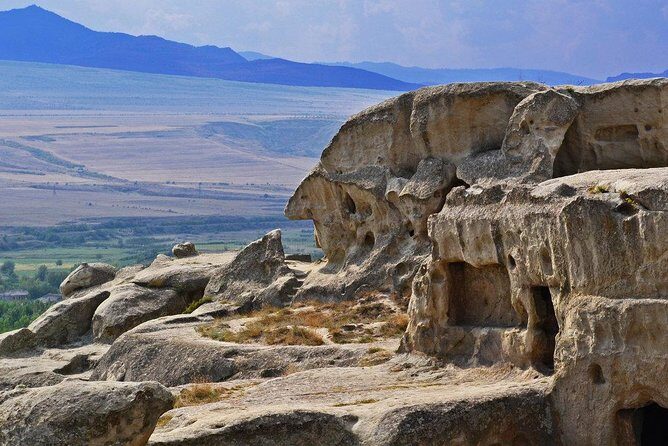 Uplistsikhe, Mtskheta and Jvari - historical private day tour from Tbilisi - Optional organic winery lunch: the break your legs will thank you