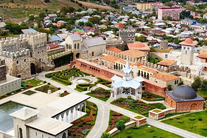 Virtual tour to Georgia - Jvari church: a calm start that sets the tone